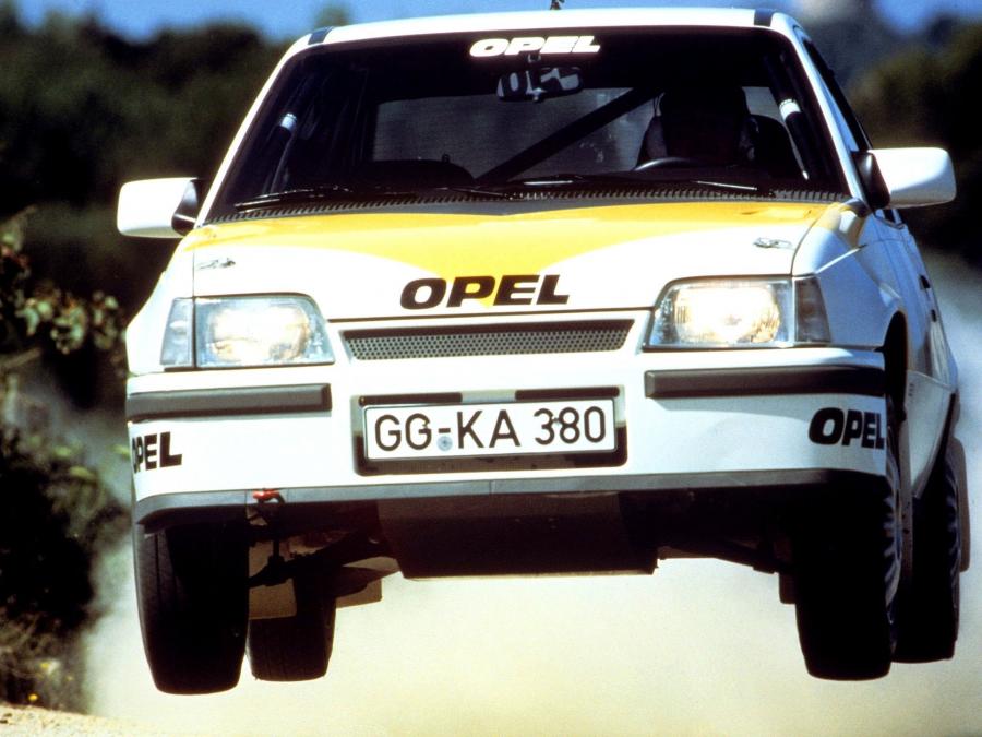  Opel Kadett GSi Group A Rallye Car 1988 года  (фото 2 из 8)
